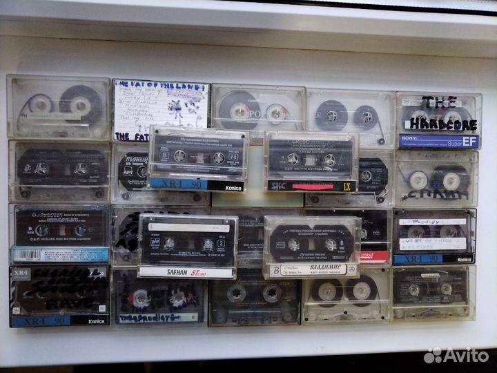 Аудиокассеты с записью 50 шт