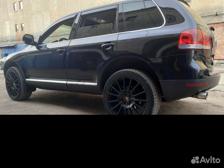 R22 Accelera Iota 275/40, PCD 5x130 DIA 55