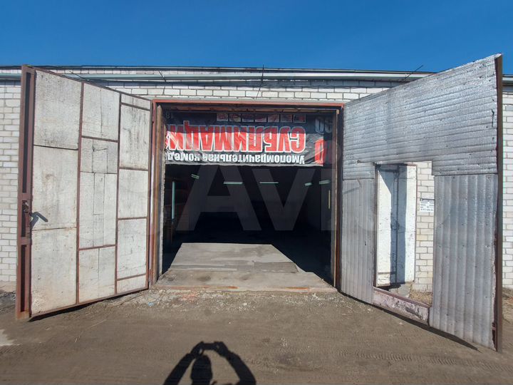 Гараж, > 30 м²