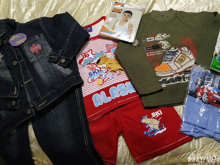 Костюмчики новые