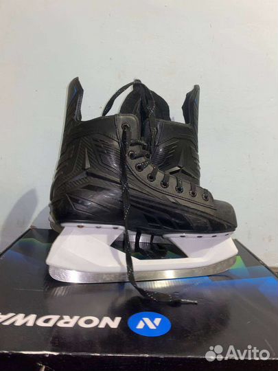 Коньки хоккейные 41размер