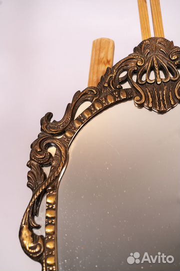 Зеркало настенное в раме винтаж