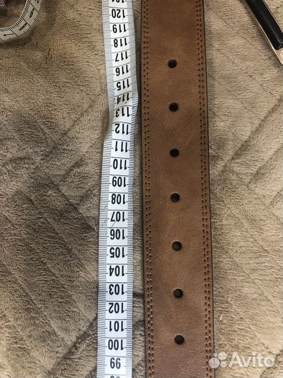 Мужской кожаный ремень коричневый