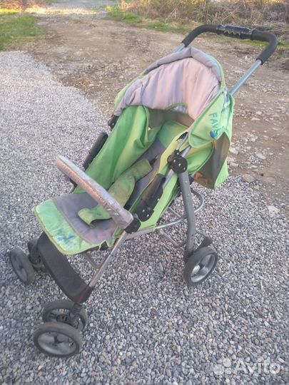 Прогулочная коляска
