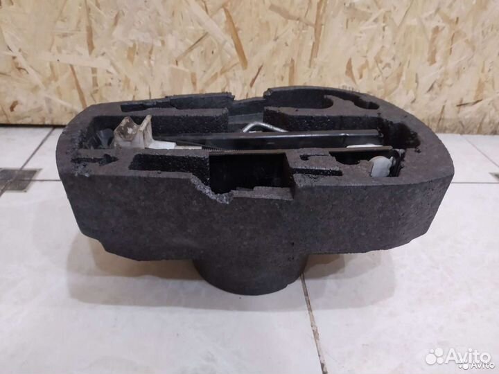 Органайзер (набор инструментов) Skoda Rapid