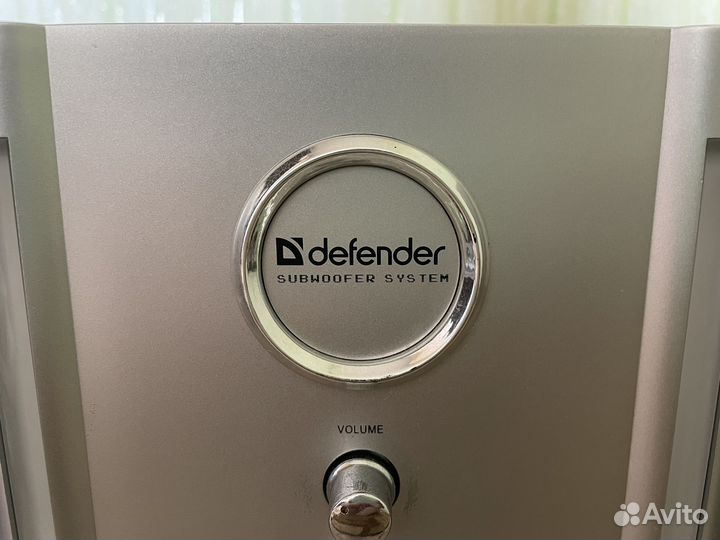 Сабвуфер с колонками Defender