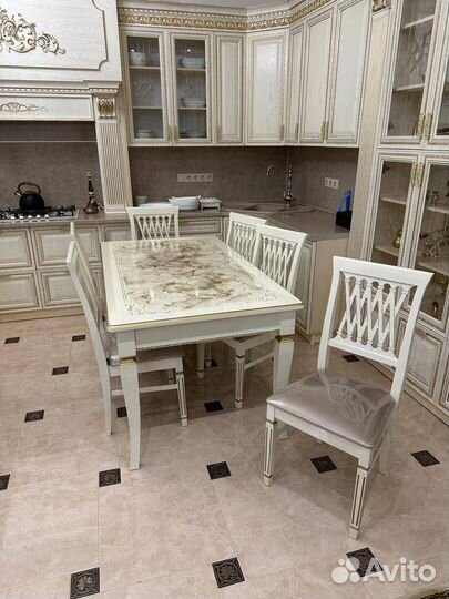 Столы и Стулья