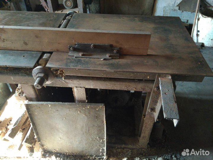 Фуганок электрический