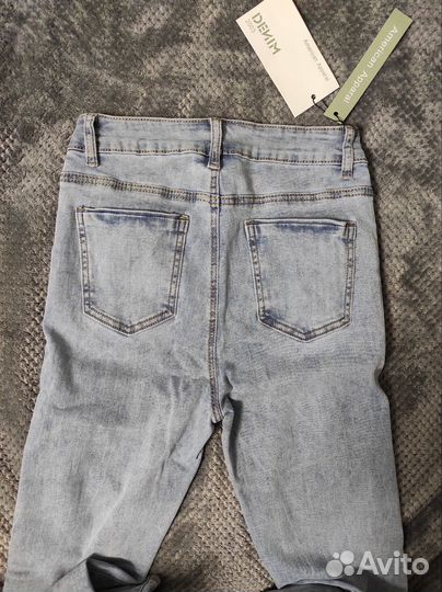 Джинсы