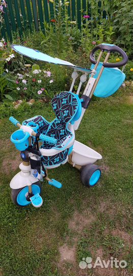 Детский велосипед с управляемой ручкой smarTrike