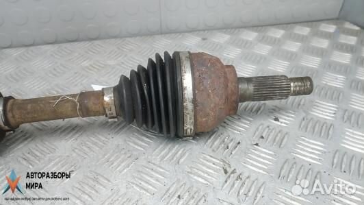 Полуось передняя левая (приводной вал, ШРУС) Mazda