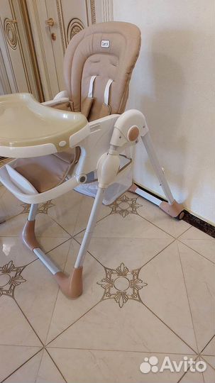 Стульчик для кормления corol