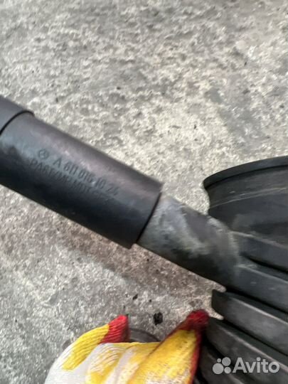 Патрубок турбины Mercedes W210 2.2cdi om611