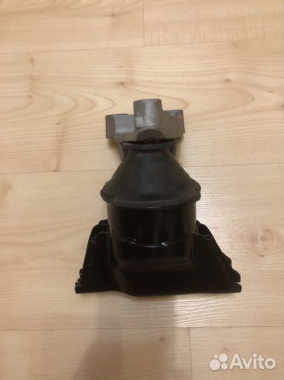 Опора двигателя honda civic 4d