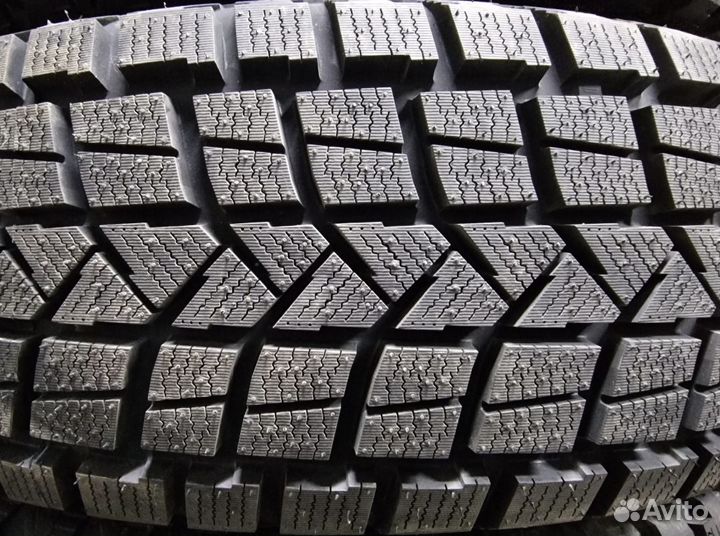 Nereus NS806 245/45 R20 103T