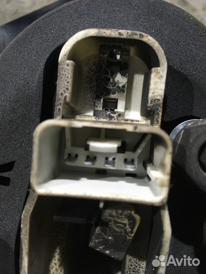 Фонарь задний правый наружный