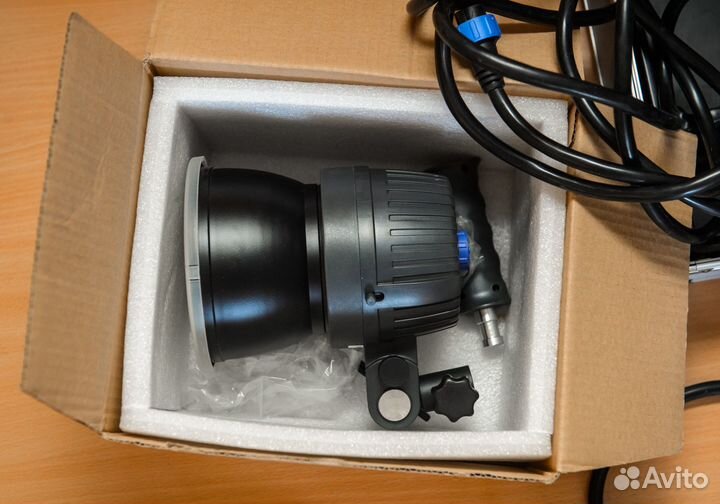 Вспышка Jinbei DC600 Discovery 2 головы