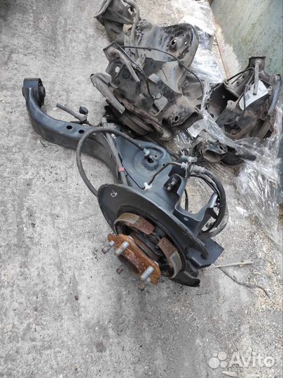 Рычаг nissan qashqai g10(Ниссан Кашкай рычаги)