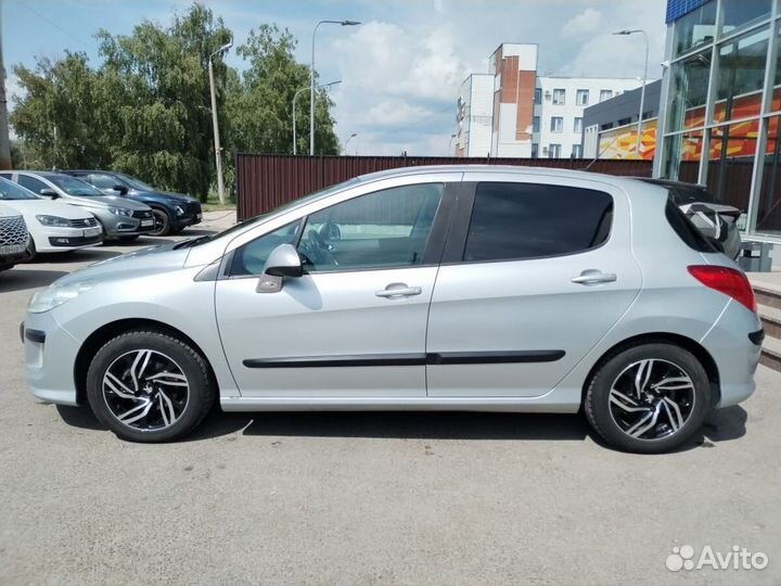 Peugeot 308 1.6 AT, 2011, 160 500 км