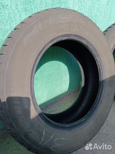 Lassa Iceways 215/65 R16