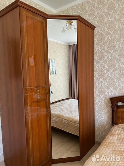 Спальный гарнитур