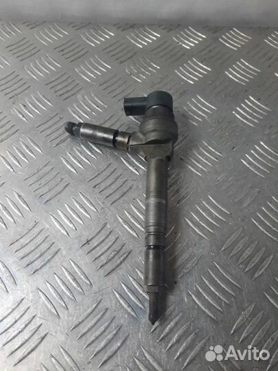 Форсунка Opel Astra H 1.7 Z17DTH 2006