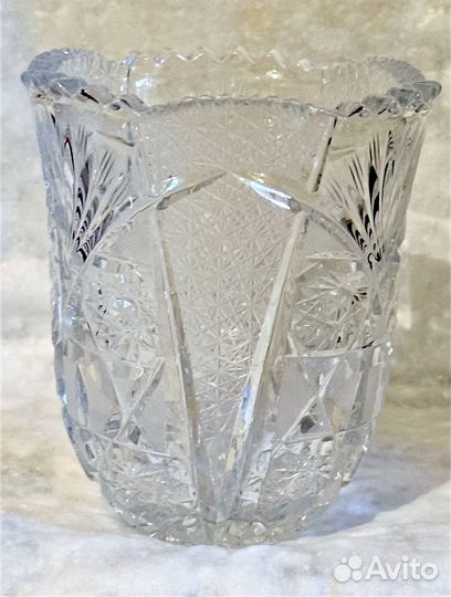 Ваза хрустальная