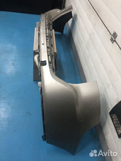 Бампер задний Volvo XC60