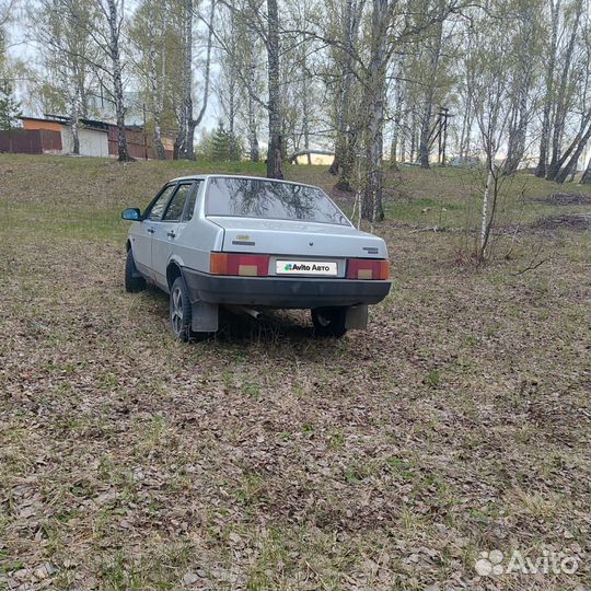 ВАЗ 21099 1.5 МТ, 2001, 187 000 км