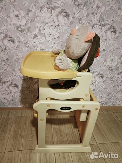 Стульчик для кормления франция