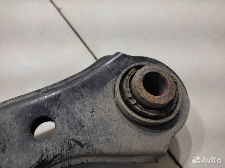 Рычаг поперечный (задний правый) (Hyundai Tucson)