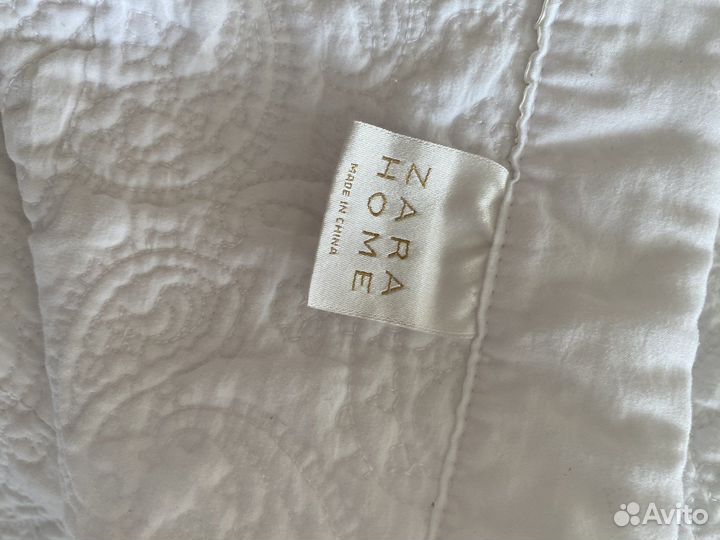 Покрывало на кровать Zara