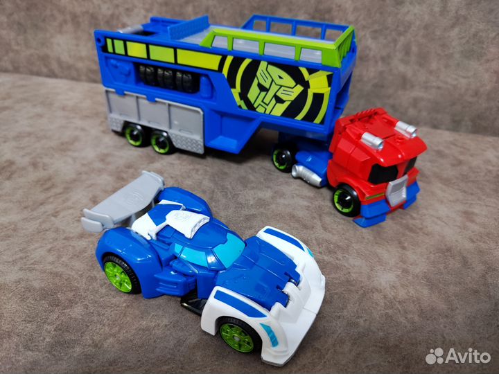 Игровой набор Hasbro- Optimus Prime Racing Trailer