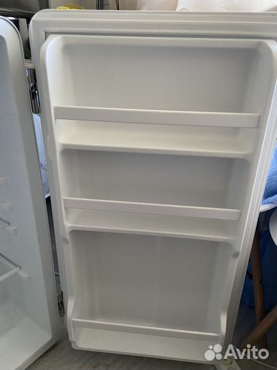 Холодильник маленький