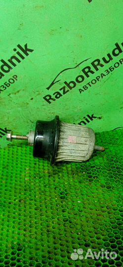 Опора кпп Lexus IS