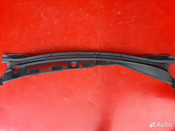 Решетка стеклоочистителя\Жабо Mitsubishi Lancer