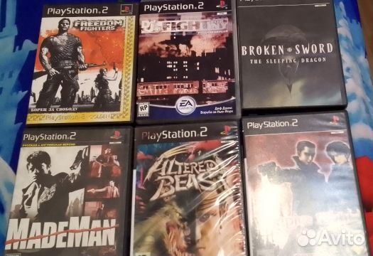 Продам игровую приставку сони плайстаишнел2