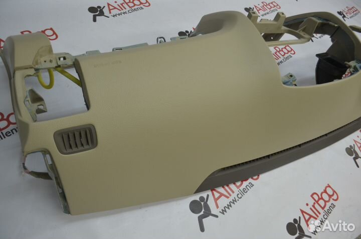 Торпедо панель приборов Toyota prado (беж)