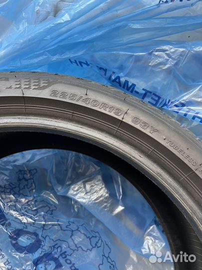 Bridgestone Alenza Sport 225/40 R19