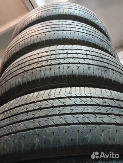 Bridgestone Dueler H/L 400 215/70 R17