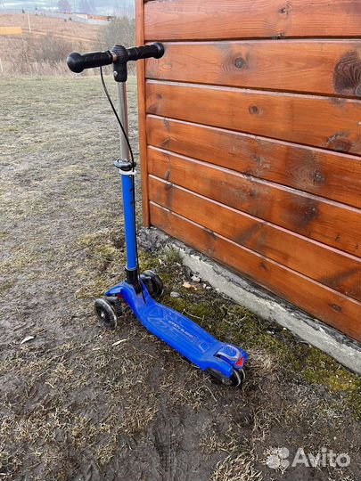 Самокат детский трехколесный