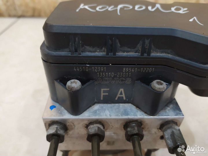 Блок абс Toyota Corolla e150