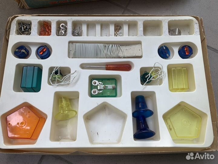 Юный электрик конструктор СССР