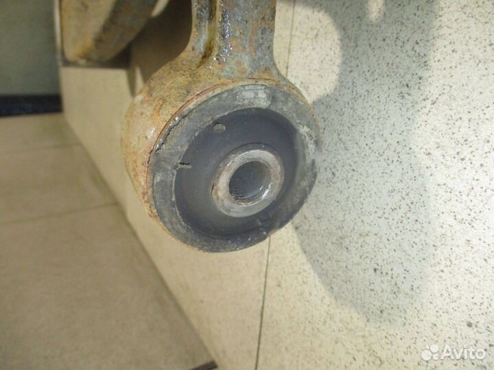 Рычаг задний верхний левый Ford Explorer V (U502)