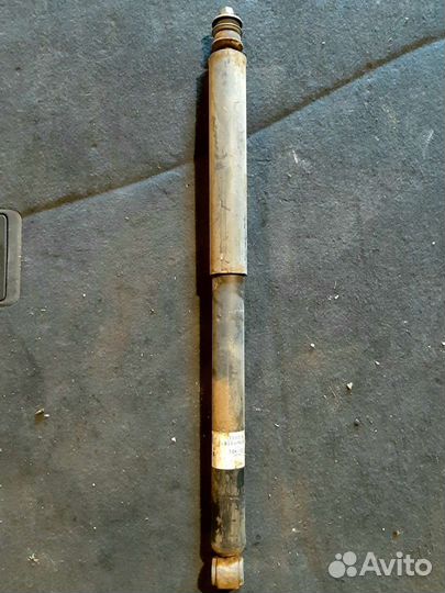 Амортизатор задний Toyota RAV4 (2000-2006)