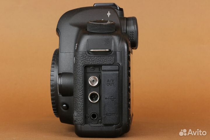 Canon EOS 5D Mark II (id 00847)