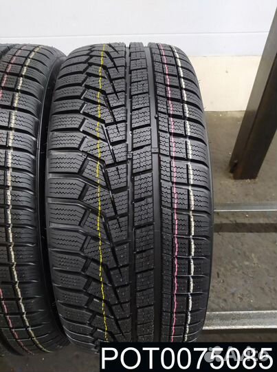 Hankook Winter I'Cept Evo2 W320 215/45 R17 99R