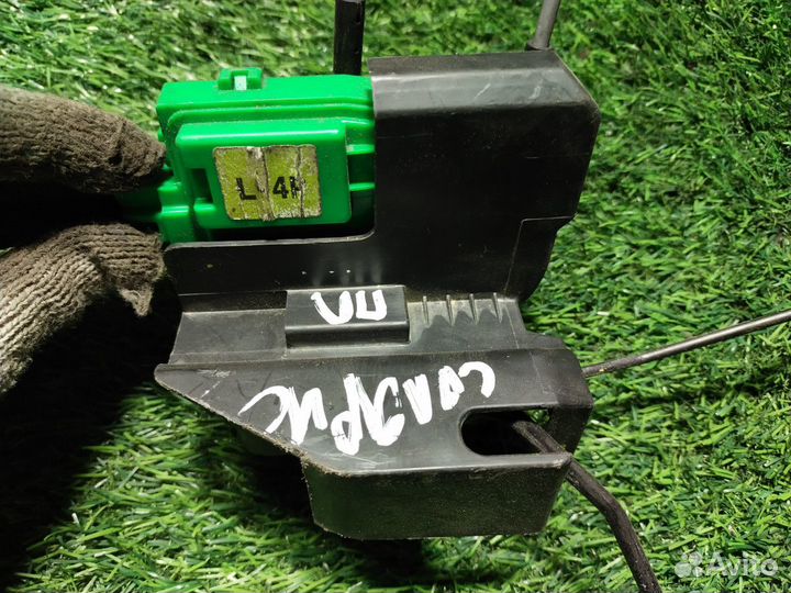 Замок двери Hyundai Solaris