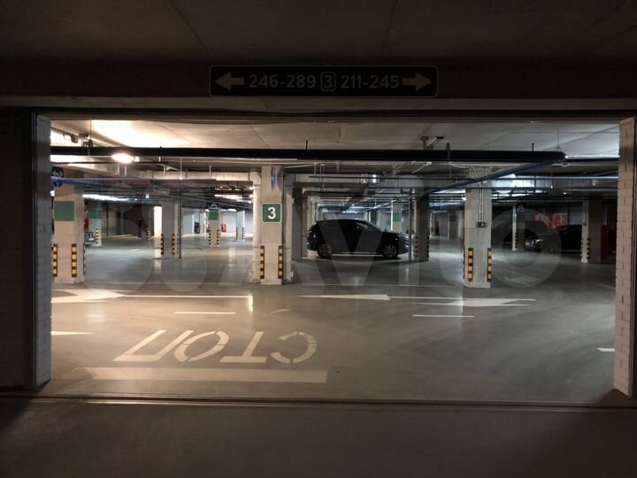 Машиноместо, 18 м²
