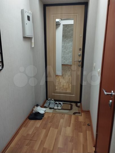 2-к. квартира, 38 м², 3/3 эт.